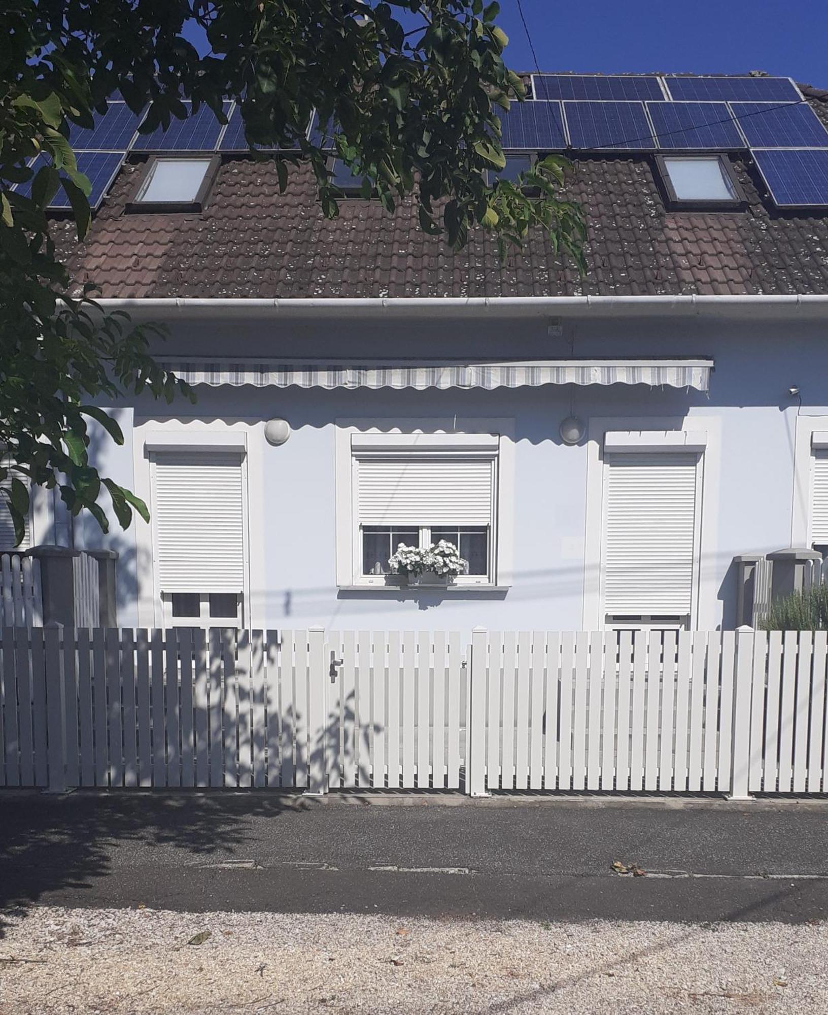 Czinger Vendegszobak Mosonmagyaróvár Exteriör bild
